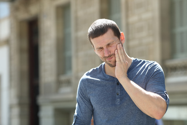 Clenching pain in teeth